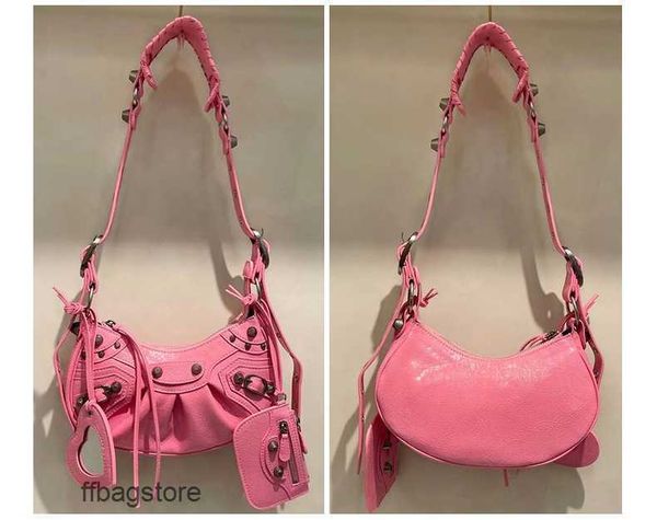 

oem bag cagole three le bags girl neocagole evening fold crescent cool in one designer rivet locomotive oil wax underarm female 26cm b6y2