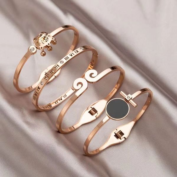

designer bracelet, titanium steel bracelet, deluxe men and women's 18k rose gold, fashionable and fadeless bracelet, trendy accessories, Black