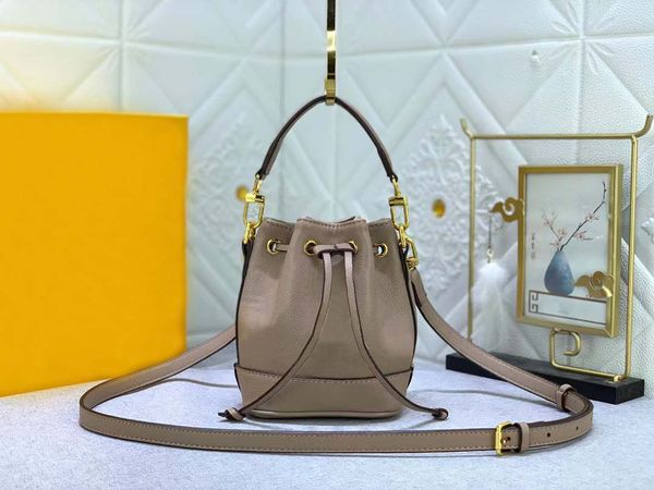 

luxury small bucket bag mini bag messenger bag handbag