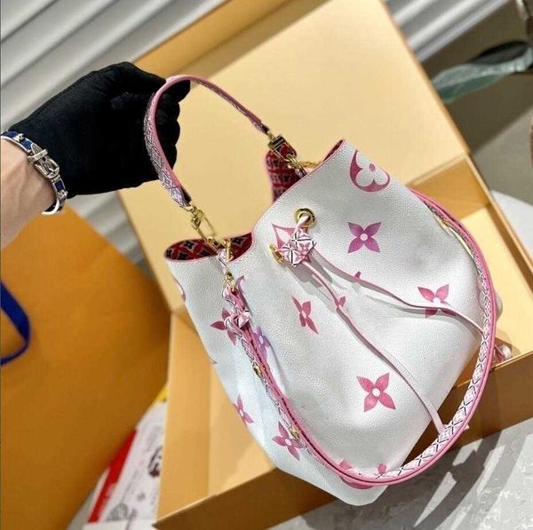 

luxury womens nenoe mm bucket designer bag ladies leather shoulder crossbody bags purse designers women handbag purse m44020 high quality
