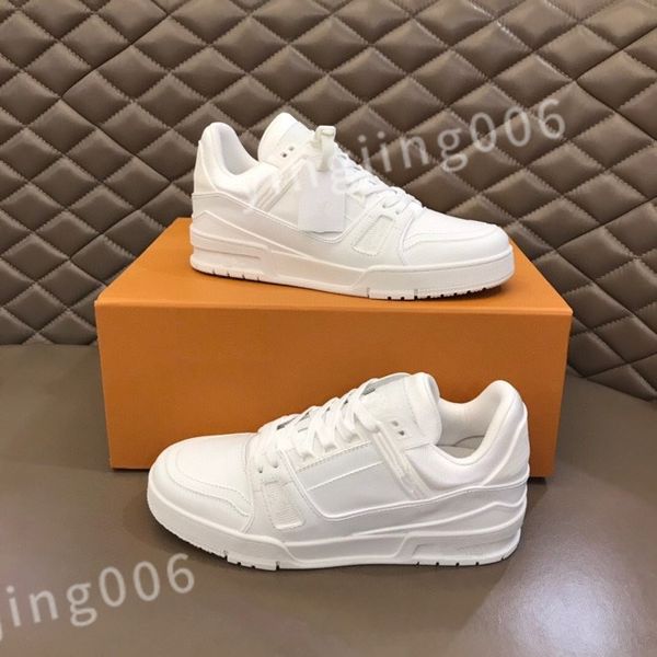 

2023 new luxurys casual shoes travel leather elastic sneaker fashion lady flat designer running trainers letters woman shoe platform men gym, Black