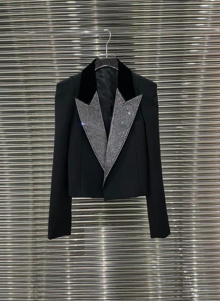 

new short suit in early spring0123456789101112135567890, Black;brown