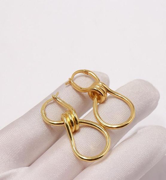 

fahion stainless steel18k gold stud earrings rose goldfashionable simple spiral knotted personality exquisit stud earrings for wom7722790, Golden;silver