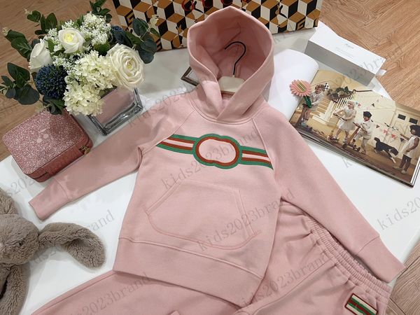 

2023 fw autumn girls hooded clothing sets deisgner hoodies with long pants brand pink tracksuits custom embroidery mark hooded jackets high, White