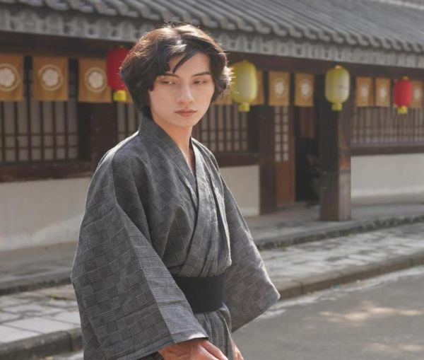 

ethnic clothing japanese traditional costumes for men kimono yukata plaid robe male fashion classic outfit spa bathrobe black gray9960963, Red