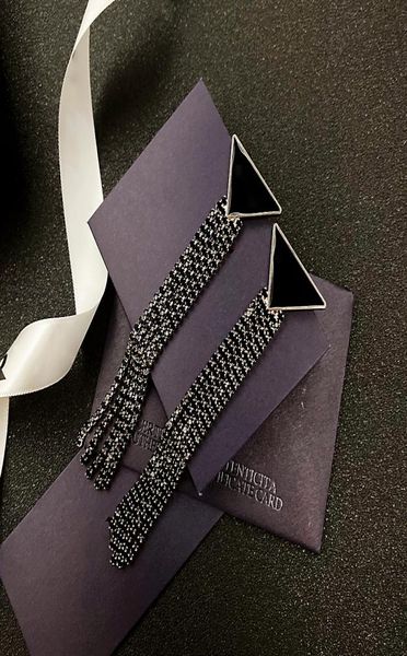 

designer earring charm luxury simple brand silver earrings elegant women black popular ins classic inverted triangle 6656383, Golden