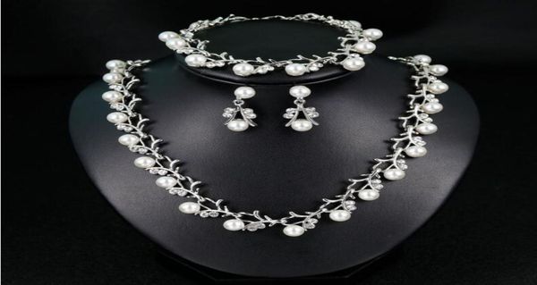 

3 pieces pearls wedding jewelry silver and gold crystal collarbone chain necklace set bridal jewelry luxury bracelets necklace e2414147, White