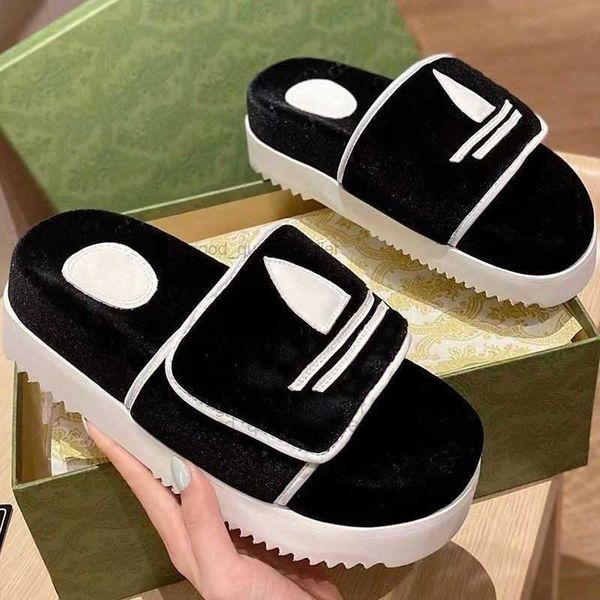

luxury slippers mens slides sandals men women designer slipper beach shoes sandal cotton sponge magic tape embossed platform 5.5cm, Black