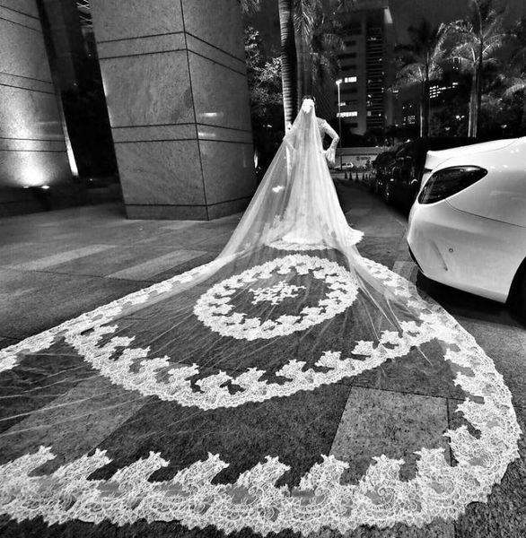

gorgeous 5m wedding veils with lace applique edge long cathedral length veils one layer tulle custom made bridal veil with comb3414557, Black