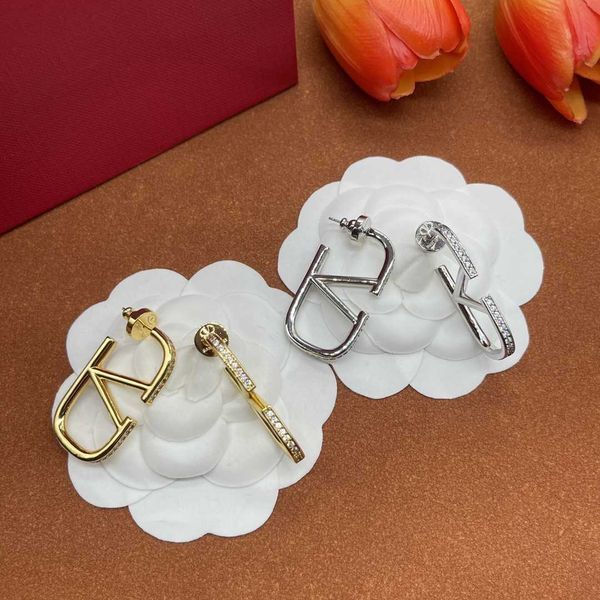 

fashion designer valentino letter unique earrings fashion light luxury small design high sense temperament earrings and earrings for women, Golden