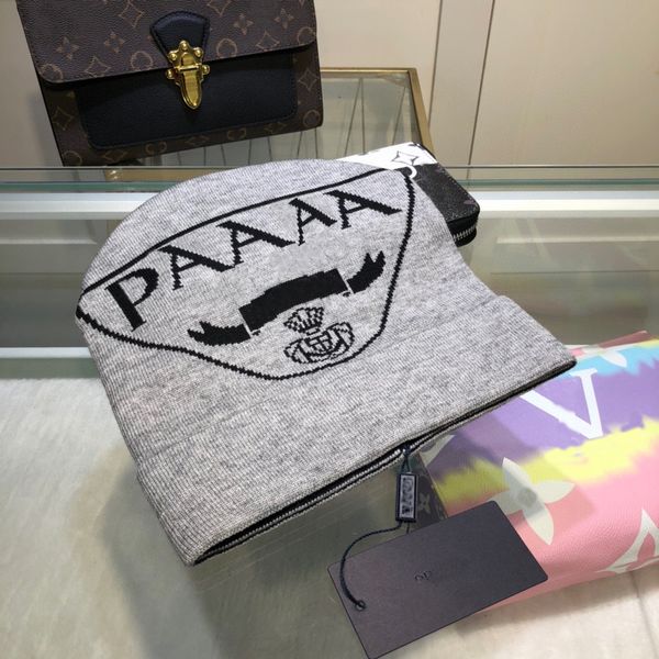 

2023 new knitted hat fashion letter cap popular warm windproof stretch multi-color high-quality beanie hats personality street style couple, Blue;gray