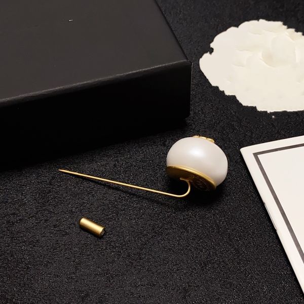 

20style double letters pins brooch luxury brand design women sweet wind brooches channel pearl suit pin jewelry clothing decoration high-qua, Gray