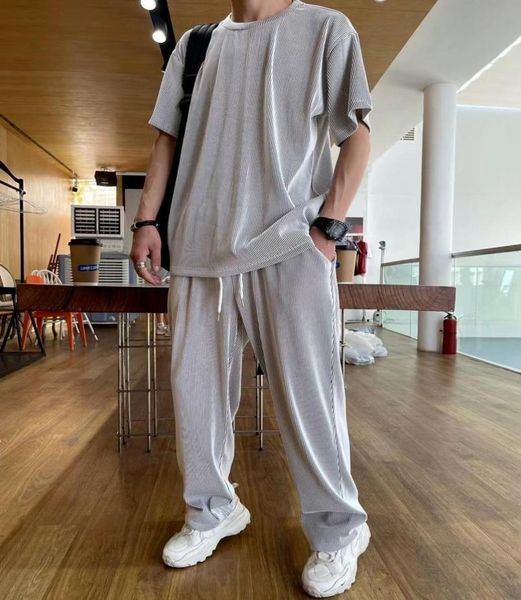 

men039s tracksuits ice silk casual suit male ins tide brand straight pleated sports pants summer thin section handsome drape me5997923, Gray