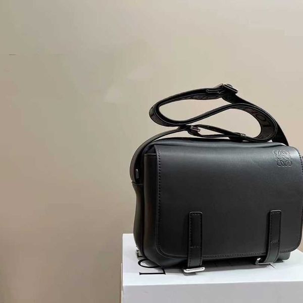 

2023 new fashion simple style solid small messenger bag bag
