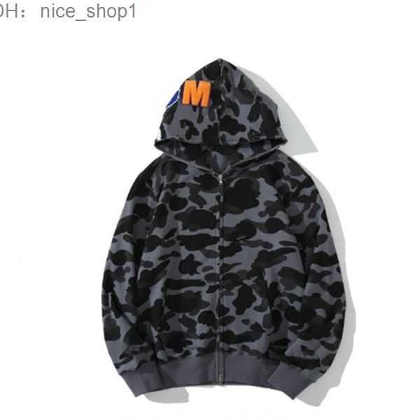 

bapesta hoodie shark designer hoodie sweater mens women camouflage jacket jogger japanese fashion sportwear brand sweatshirt tracksuit whole, Black
