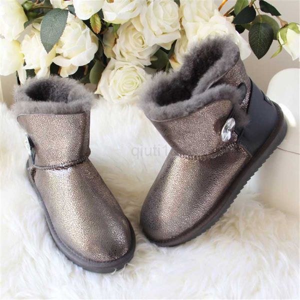 

boots new arrival 2022 sheepskin leather woman snow boots 100% natural fur snow boots warm wool women's winter boots, Black