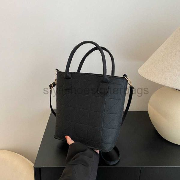 

drawstring leisure bag women's spring 2023 new simple fashion bucket bag fashion leisure shoulder bag leisure small bagstylishdesignerb