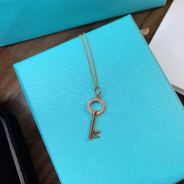 

designer necklace jewelry key necklace link luxury jewelry heart shaped pendant customized women's stainless steel strap box good, Silver