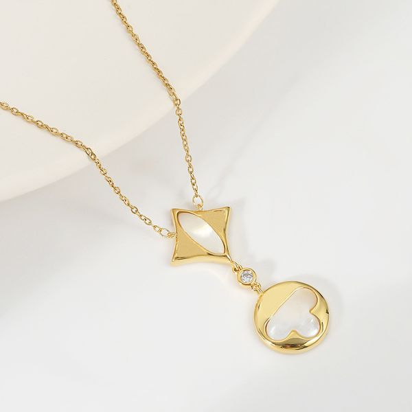 

luxury designer pearl pendant necklace for women gold silver chain with pearl daisy pendants woman fashion christmas gifts party jewelry