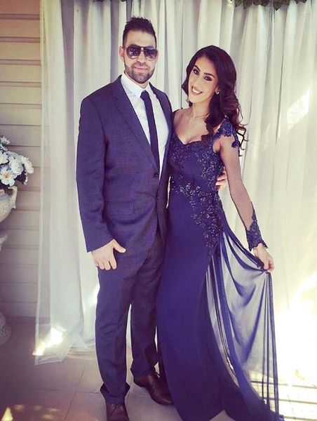 

vintage illusion long sleeve mermaid evening dress with chiffon overskirt buttons back applique beaded maternity prom dress4010800, Black;red