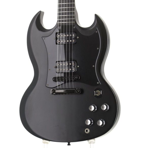 

s g gothic 2000 3.16kg electric guitar as same of the pictures