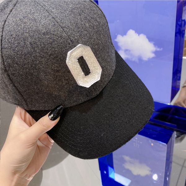 

fashion designer ball caps autumnwinter wool towel embroidered embroidered alphabet baseball cap warm fashion outdoor casual baseball cap, Blue;gray