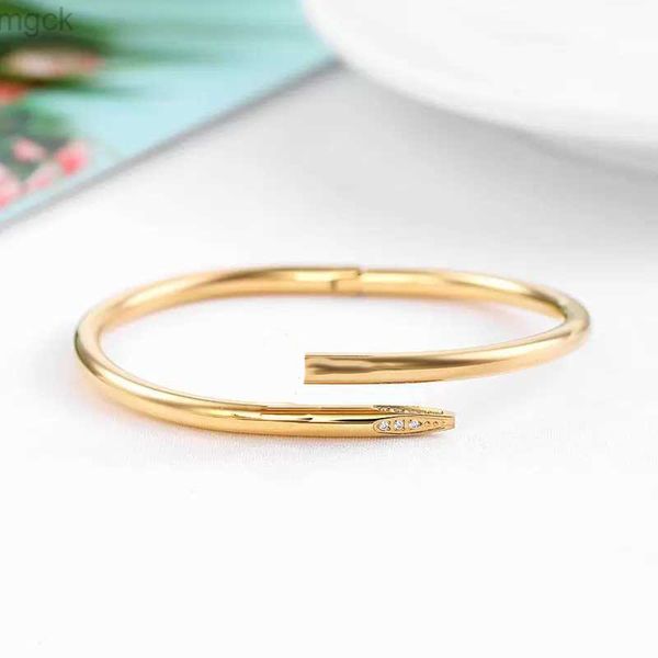 

love nail bracelet gold bracelet designer bangle stainless steel jewelry woman mens alloy armband plated gold silver rose luxury jewelry dia, Black