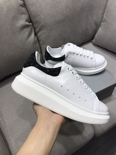 

luxury brand designer men women casual shoes triple white black sneakers leather trainer nylon 0808