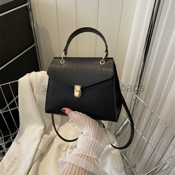 

cross body 2023 western leisure temperament new fashion bag women's lock clasp flip style one shoulder crossbody pu solid color small s