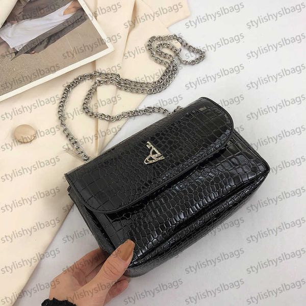 

designer bag luxury bag vintage bag shoulder bag handbag small square bag crossbody bag women bag chain bag flap bag crocodile print stylish