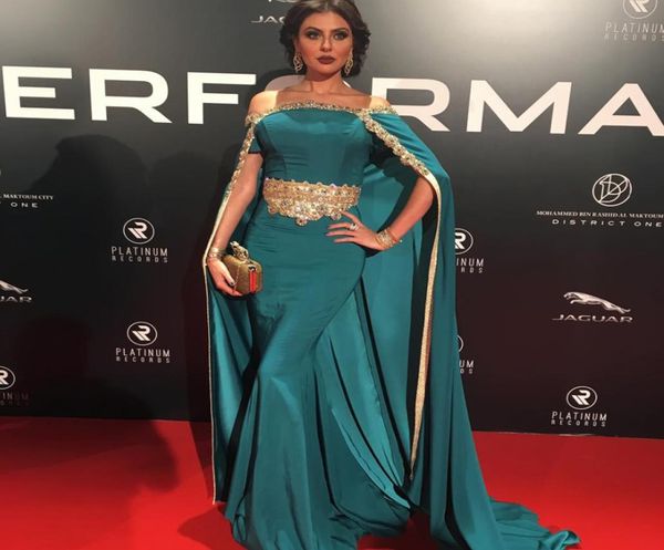 

2021 prom dress fashion arabic cape gold decals evening gowns boat neck lace embroidery with shawl7036755, Black