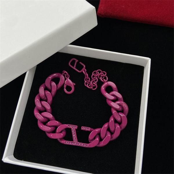 

designer v letter logo charm bracelet jewelry luxury women jewelry cuff pearl metal valentinolies gift gold bracelets 1432234, Golden;silver