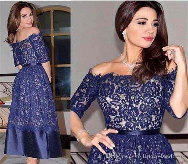 

2019 full lace mother of the bride dresses new with half sleeves formal godmother evening wedding party guests gown plus size cust6849672, Black;red