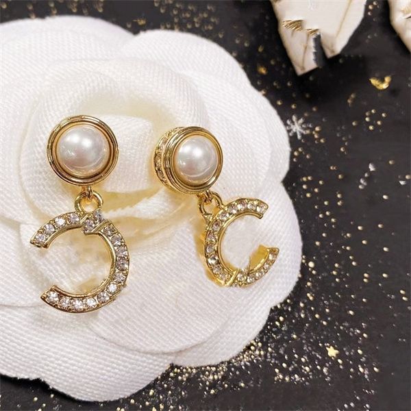 

woman stud c logo earrings designer letter c long chain earring women jewelry ccity double pearl crystal orecchini 45350, Golden;silver