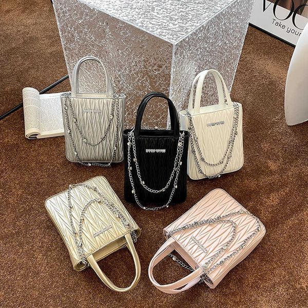

2023 baobao designer ladies muimui women's bags for new bags embroidery chain simple casual handheld one shoulder crossbody bag