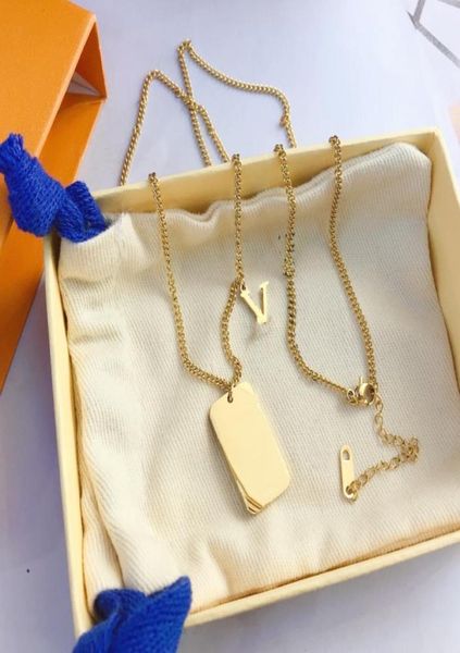 

luxury designer necklaces classic key pendant jewelry retro carving keys necklacess couples party holiday gift good5124282, Silver