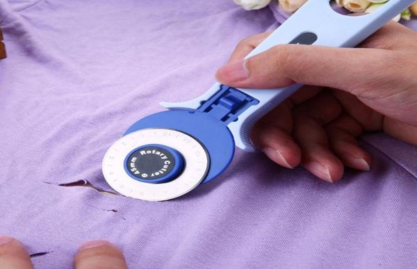 

2845mm rotary cutter patchwork roller cutter wheel round knife cloth knife leather craft fabrics diy sewing accessories2708306, Black