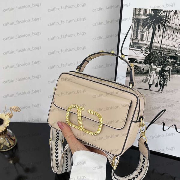 

2023 summer and autumn v new europe and the united states popular dopaminic small square bag small shoulder crossbody handbag caitlin_fashio