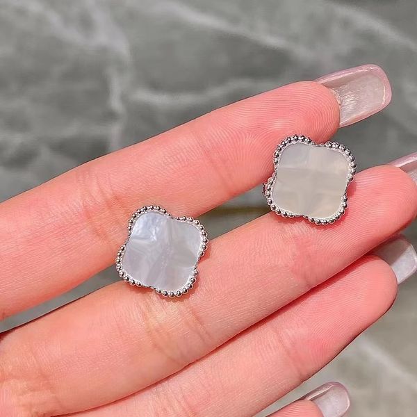 

fashion vintage four leaf clover stud earrings designer for women earrings 18k gold plated agate gifts for girlfriends on valentine's d, Black