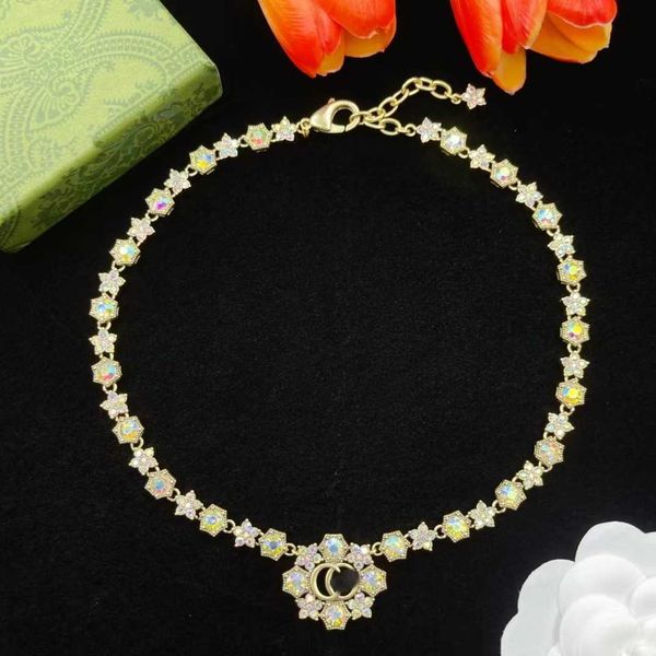 

luxury gu brand fashion jewelry big-name accessories summer new inlaid rhinestone brass laser design sense star english letter necklace high, Golden;silver