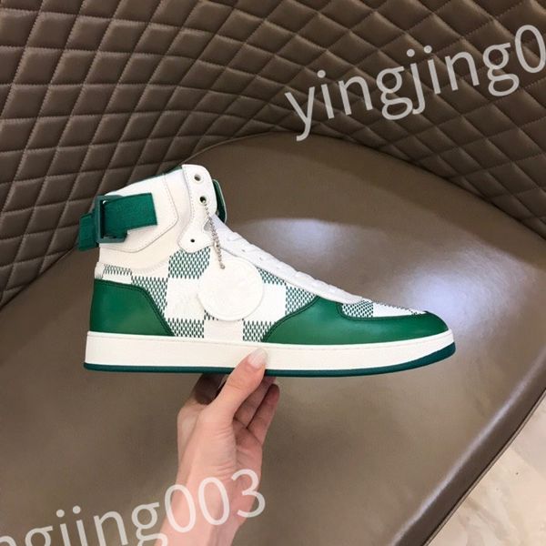 

2023 luxurys whoelsale downtown shoe leather shoes technical sneaker shoes fabric chunky rubber casual walking discount trainer rd0810, Black