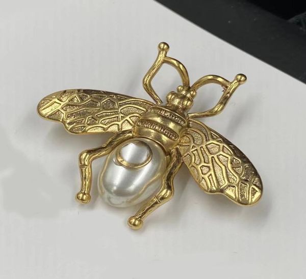

luxury designer fashion pins brooches brass material no fading small bee brooch male female same style9689491, Gray