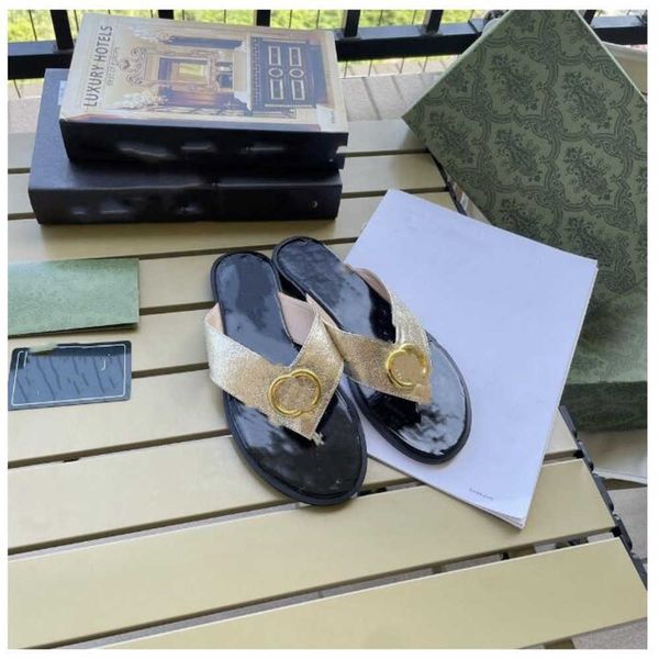 

2023 designer woman slippers men slipper gear bottoms flip flops women luxury sandals fashion causal flip flop size 35-42, Black