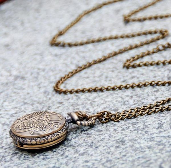 

quartz new small carven ancient wheel pocket watch necklace vintage accessories whole korean edition sweater chain fashion wat5854006, Slivery;golden