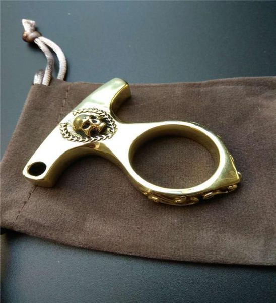 

skull brass key chain edc finger ring brass knuckles broken window portable keypendant emergencyset9976406