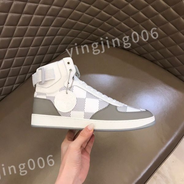 

2023 the latest sale men's retro low- printing sneakers design pull-on ladies fashion breathable casual shoe rd0810, Black