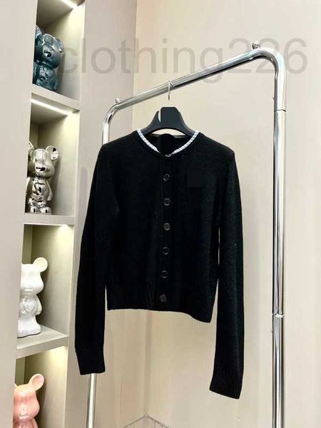 

women's knits & tees designer black knitted cardigan 2023 early autumn new slim fit and contrast round neck single breasted uxbx, White