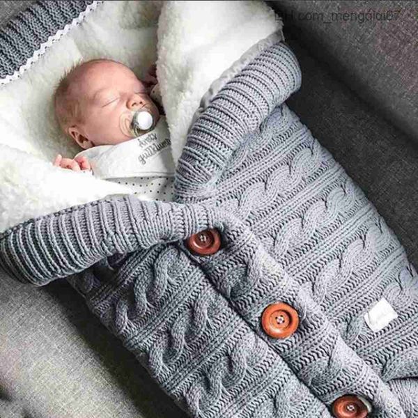 

pajamas baby winter warm sleeping bag soft and thick wool buttons knitted cotton blanket girl stroller baby supplies z230810, Blue;red