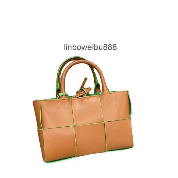 

aa totes designer bottegasvenetas arco bags woven a totes vegetable designer luxury autumn large woven womens capacity one shoulder crossbod