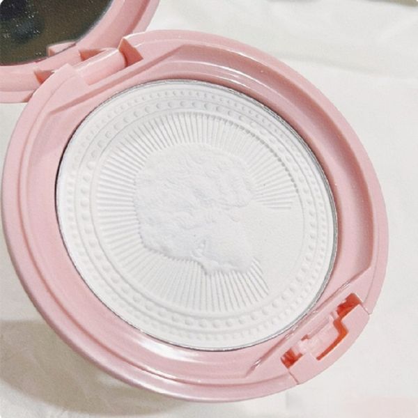 

embossed feather soft honey powder cake light delicate concealer oil control makeup invisible pores long lasting face makeup a2